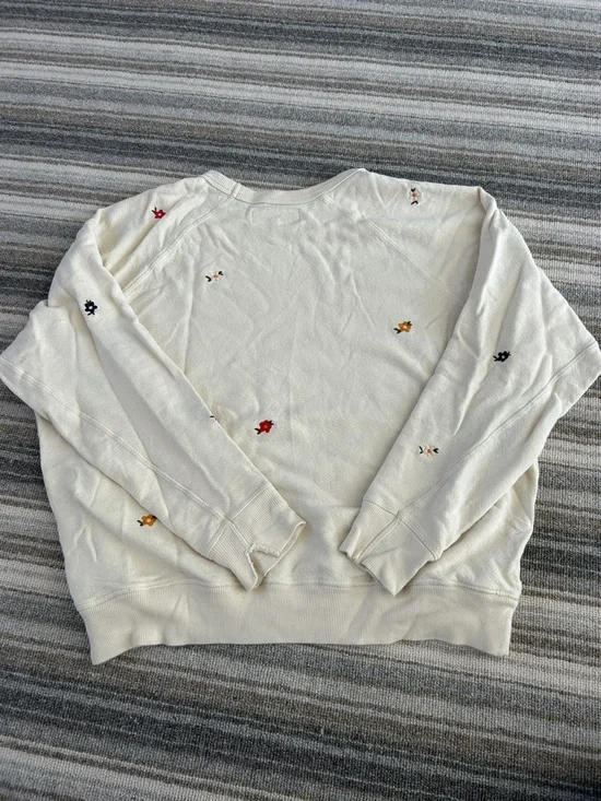 THE GREAT. Cream Crewneck Sweater with Multicolor Embroidered Flowersi - Picture 3 of 3